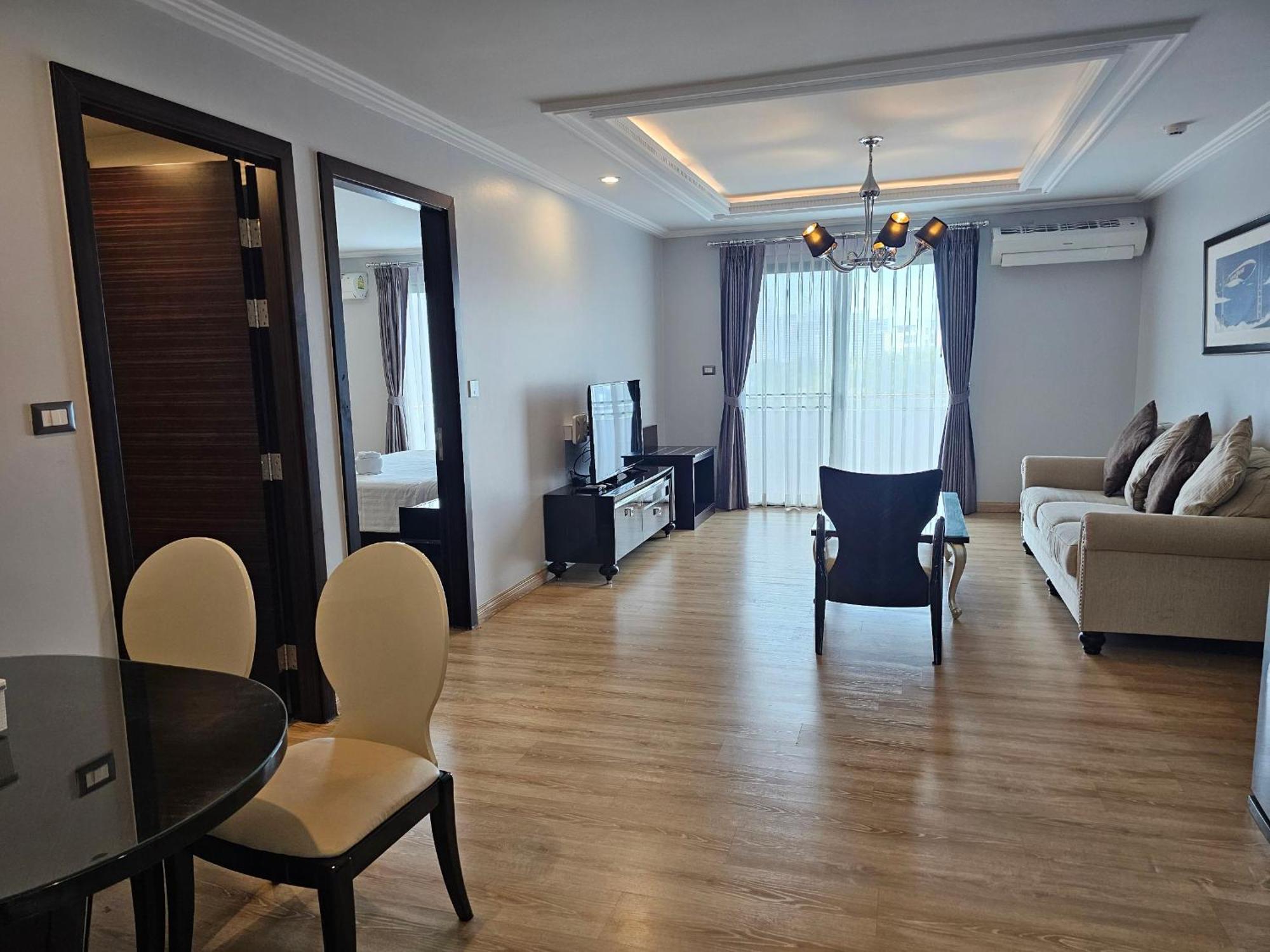 Sirin Exclusive Hotel And Residence Pattaya Eksteriør bilde